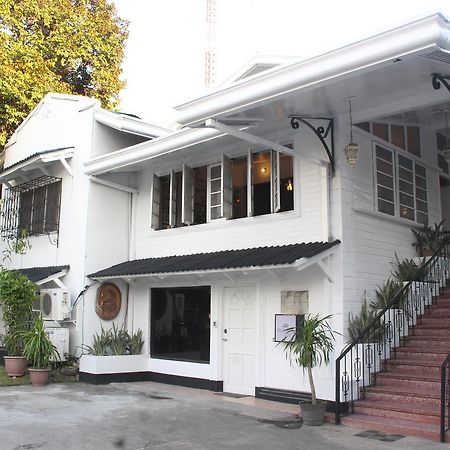 The White Bed And Breakfast Bacolod Zewnętrze zdjęcie