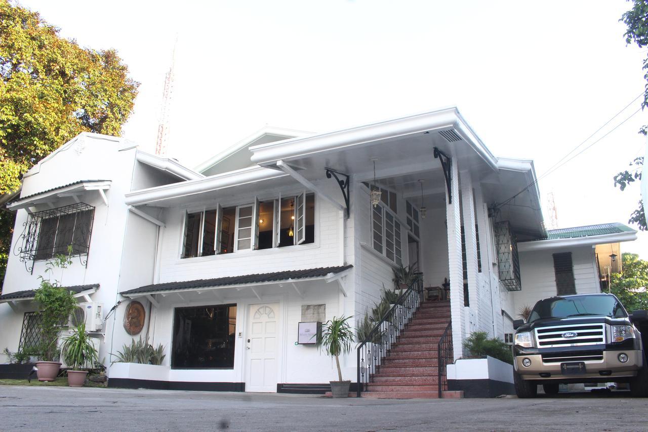 The White Bed And Breakfast Bacolod Zewnętrze zdjęcie