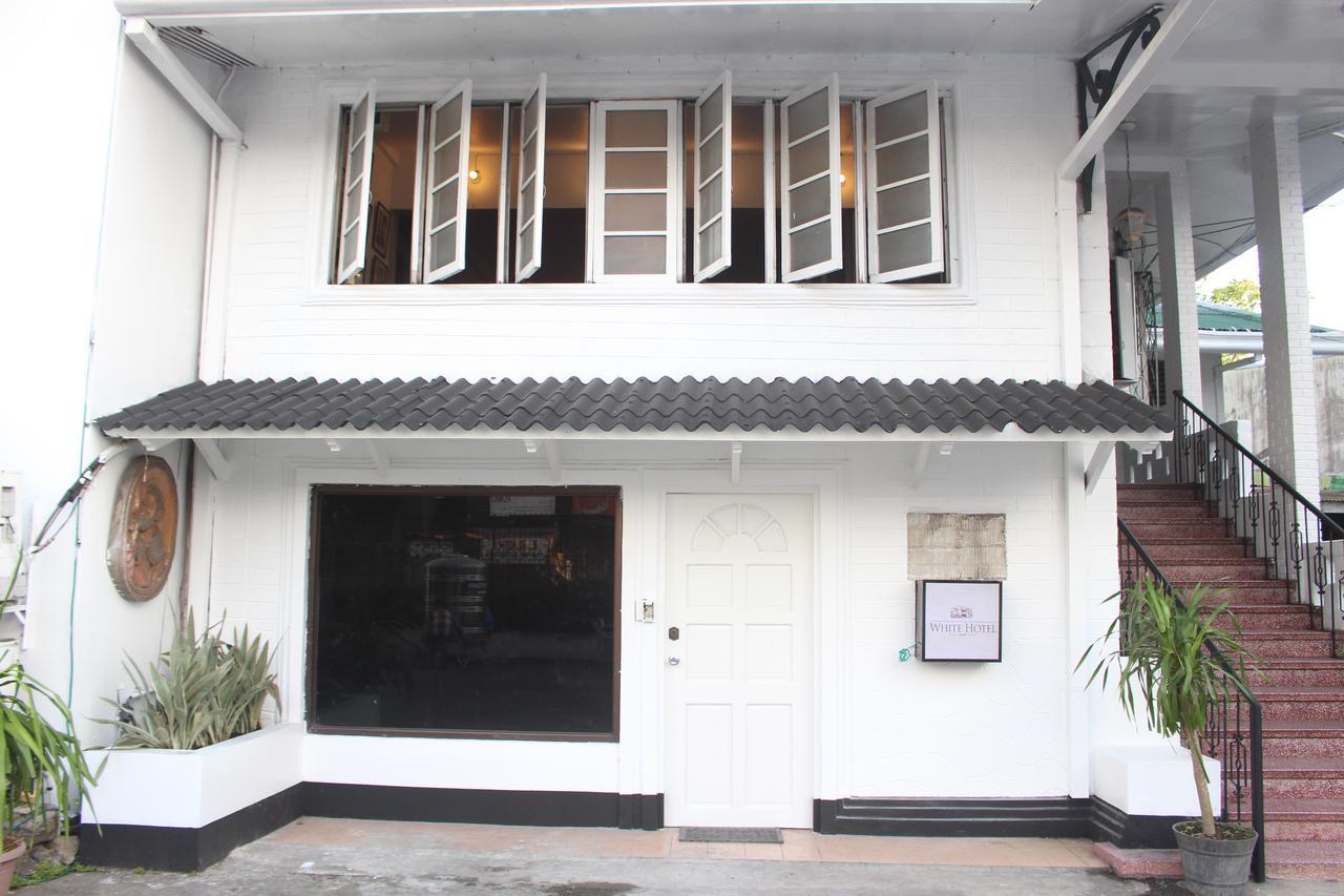 The White Bed And Breakfast Bacolod Zewnętrze zdjęcie