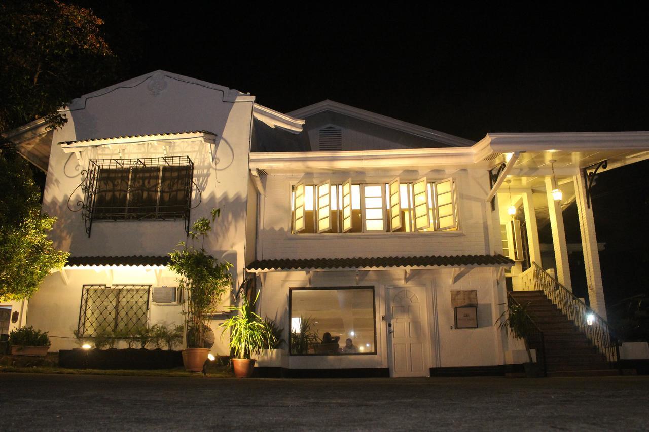 The White Bed And Breakfast Bacolod Zewnętrze zdjęcie