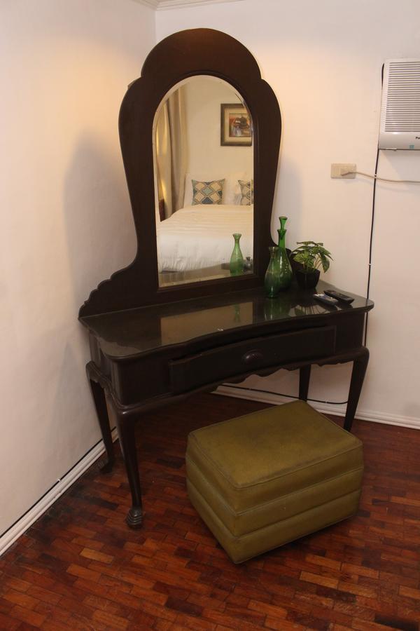 The White Bed And Breakfast Bacolod Zewnętrze zdjęcie